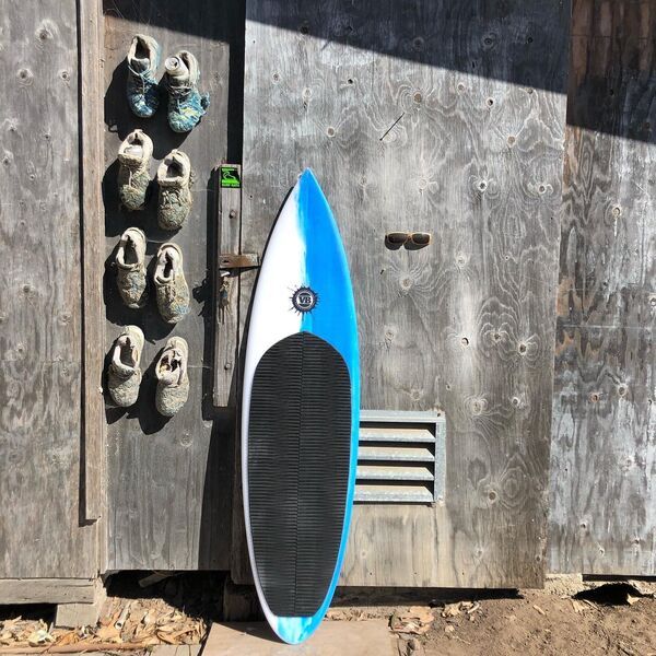 Custom kite board for kitesurfing